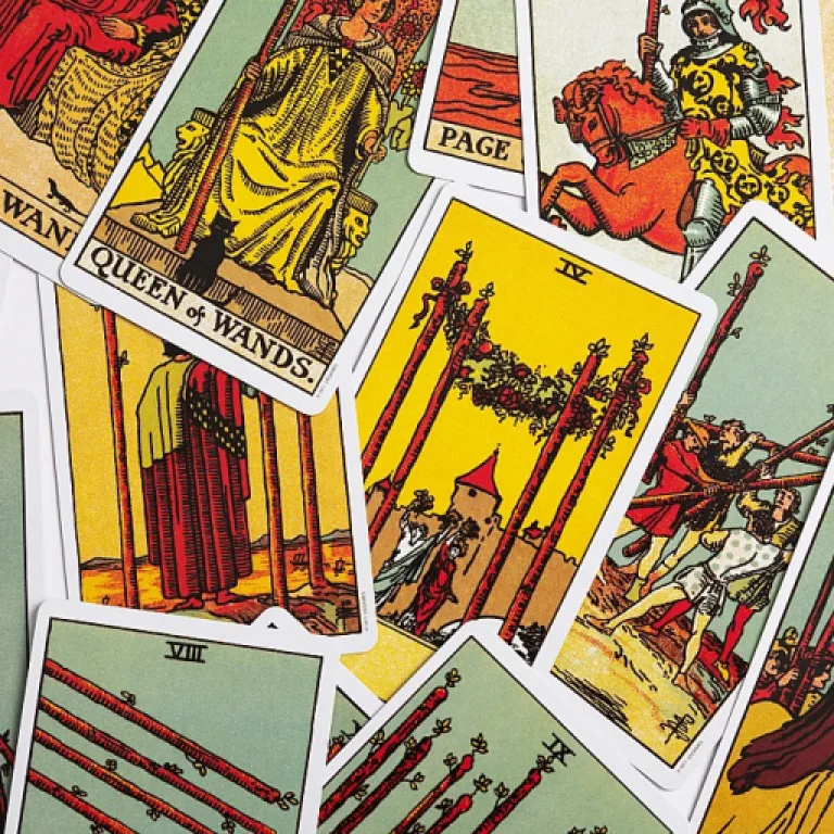 Exploration des séances de voyance : questions-réponses pour les curieux